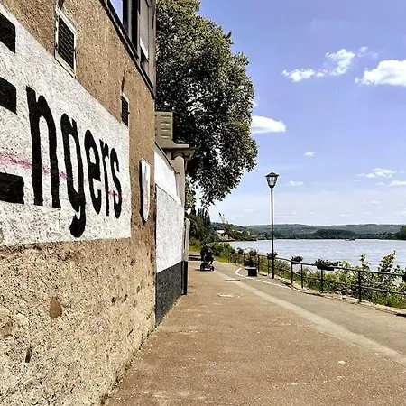 Tiny Apartment With Spacious Terrace On The Rhine Neuwied Zewnętrze zdjęcie