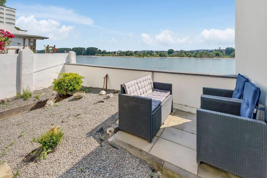 Tiny With Spacious Terrace On The Rhine Neuwied